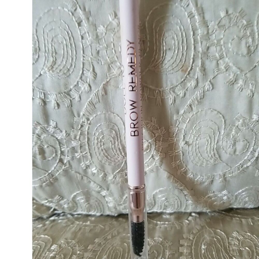 Doll 10 Eyebrow   SHADE BRUNETTE